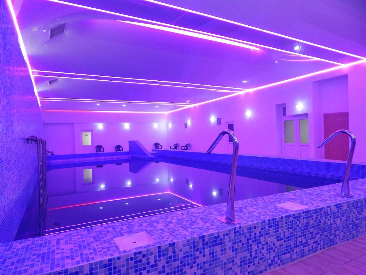 Hotel Traian Caciulata Călimăneşti Dış mekan fotoğraf